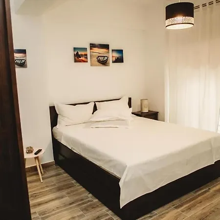 شقة Makerel Năvodari